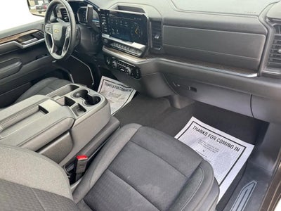 2023 Chevrolet Silverado 1500 LT (2FL)