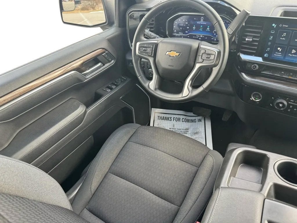 2023 Chevrolet Silverado 1500 LT (2FL)