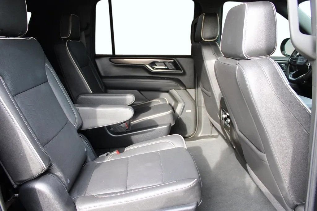 2025 GMC Yukon XL Elevation