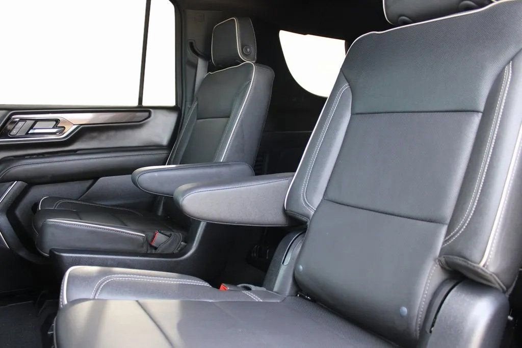 2025 GMC Yukon XL Elevation