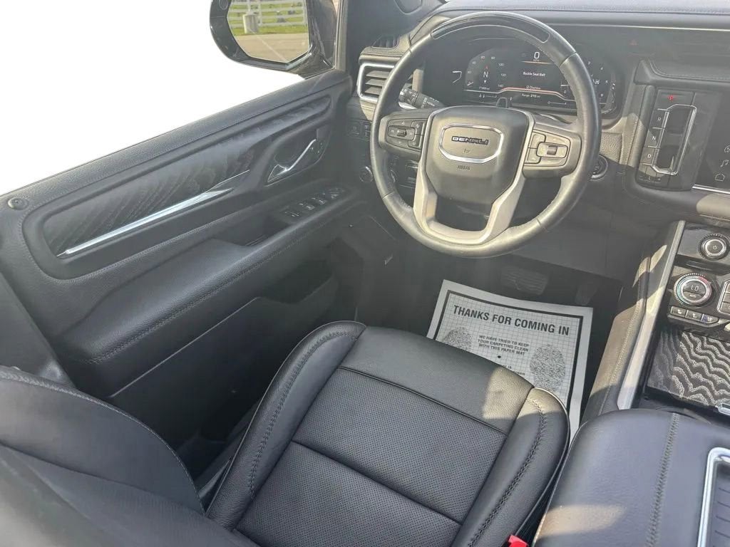 2023 GMC Yukon XL Denali