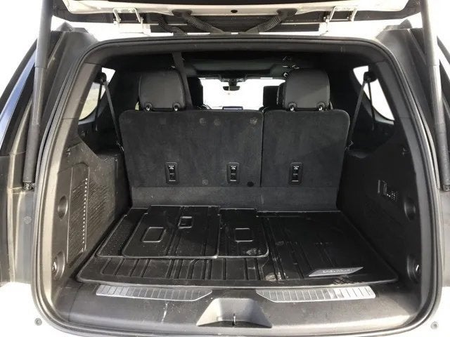 2021 Chevrolet Suburban High Country