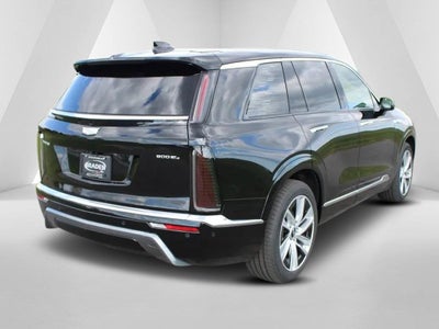 2026 Cadillac VISTIQ Luxury