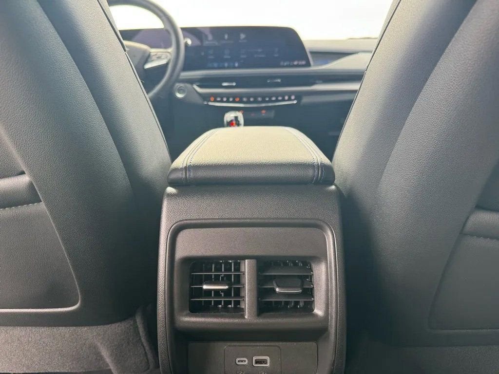 2025 Cadillac XT4 Sport