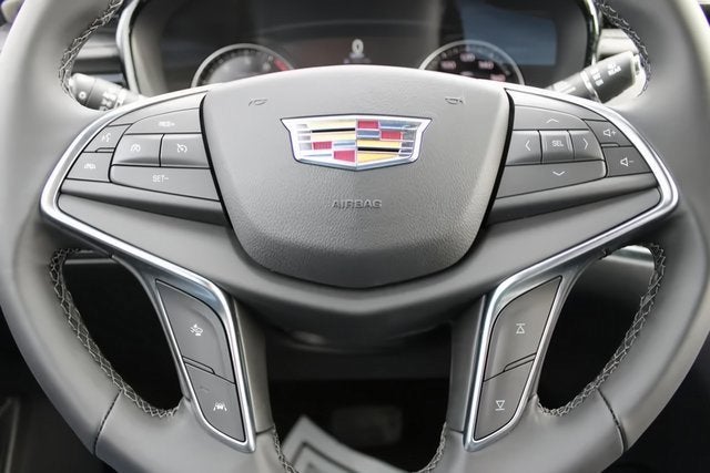 2025 Cadillac XT5 Luxury