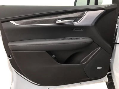 2025 Cadillac XT5 Sport