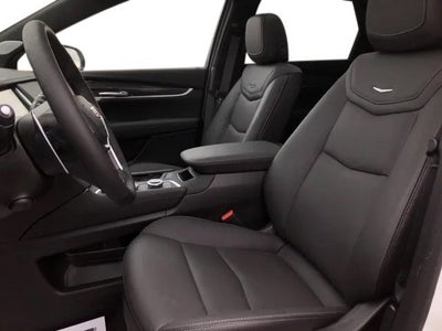 2025 Cadillac XT5 Sport