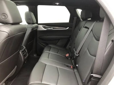 2025 Cadillac XT5 Sport