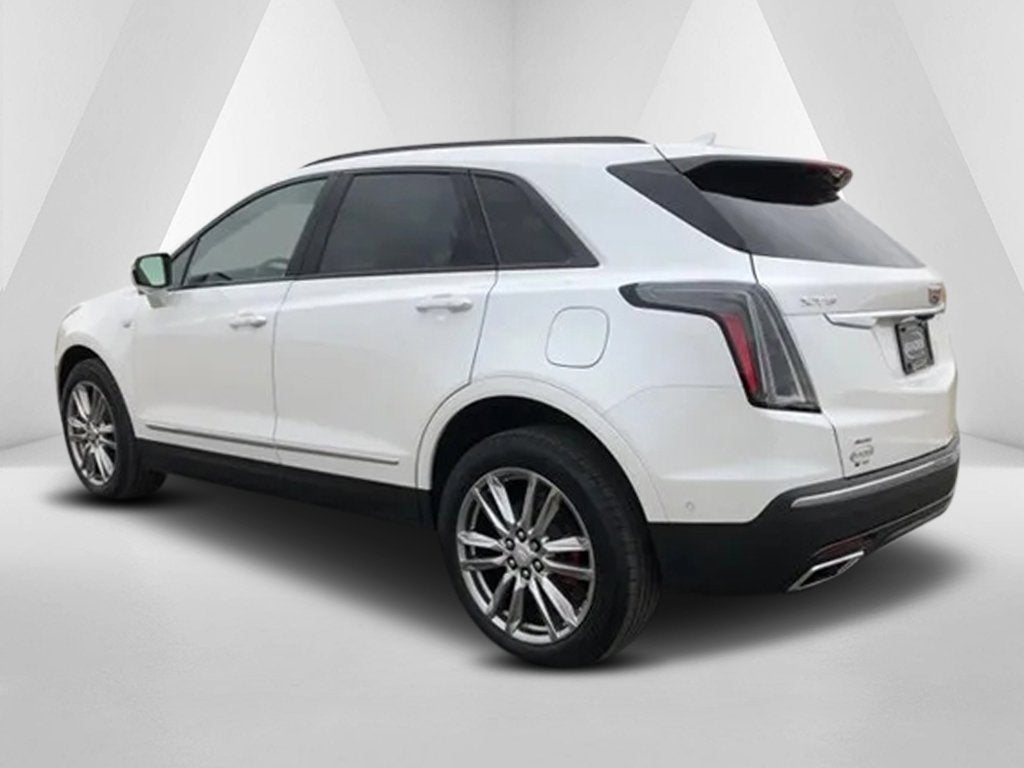 2025 Cadillac XT5 Sport