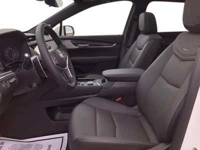 2025 Cadillac XT5 Sport