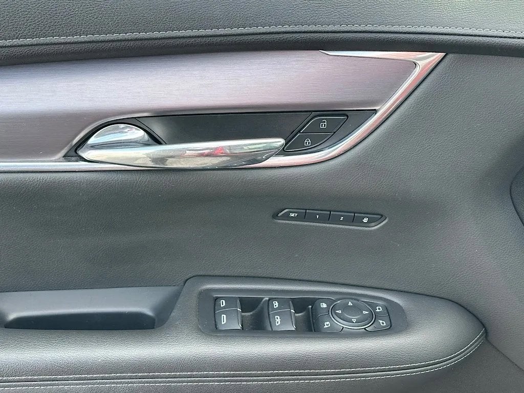 2022 Cadillac XT6 Luxury