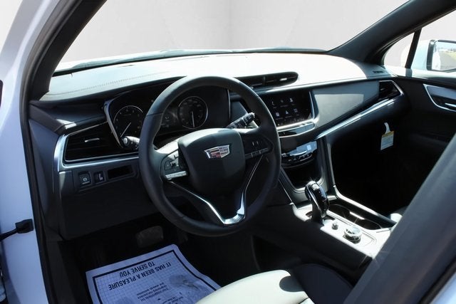 2025 Cadillac XT6 Luxury