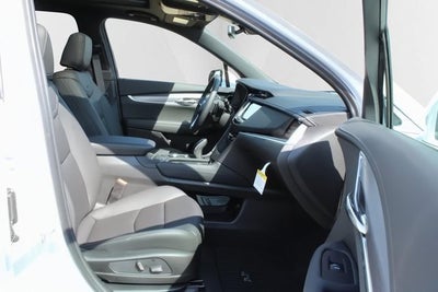 2025 Cadillac XT6 Luxury