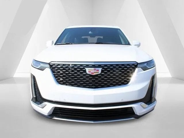 2025 Cadillac XT6 Luxury
