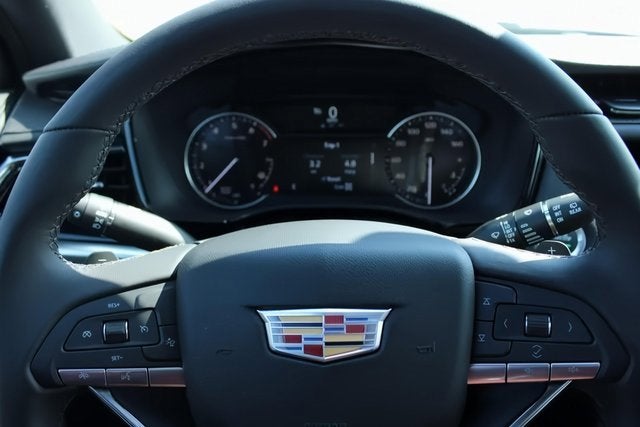 2025 Cadillac XT6 Luxury