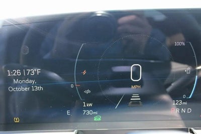 2024 Cadillac LYRIQ Luxury 3