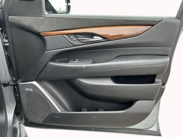 2020 Cadillac Escalade ESV Luxury