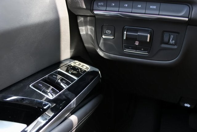 2025 Cadillac Escalade Premium Luxury