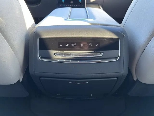 2025 Cadillac Escalade Sport