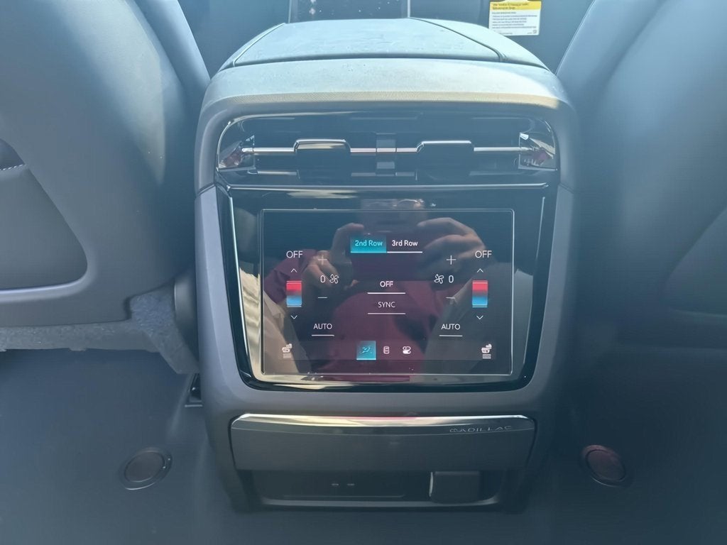 2025 Cadillac ESCALADE IQ Luxury 1