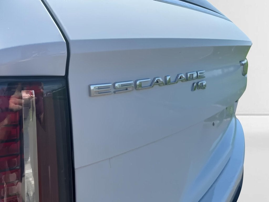 2025 Cadillac ESCALADE IQ Luxury 1