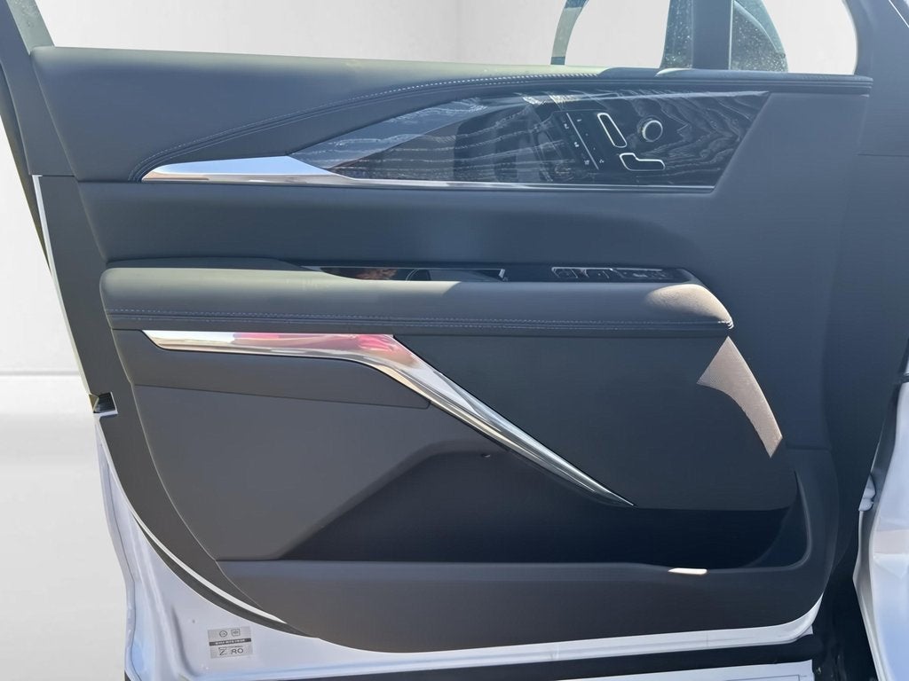 2025 Cadillac ESCALADE IQ Luxury 1