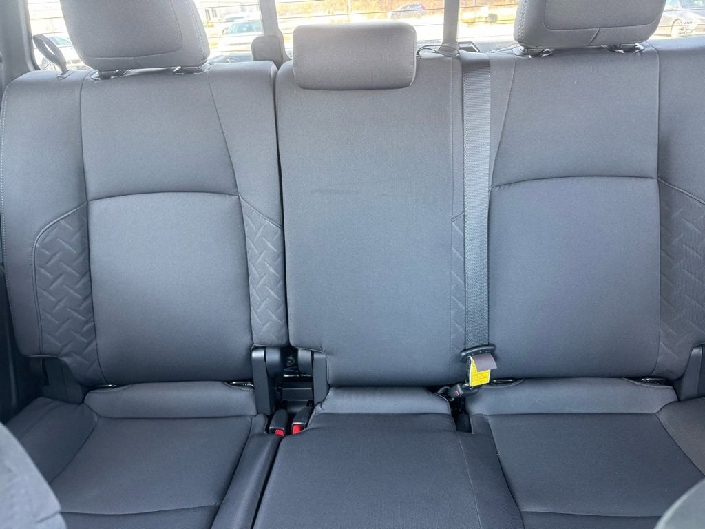 2024 Toyota Tacoma 4WD SR5