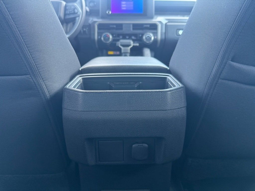 2024 Toyota Tacoma 4WD SR5