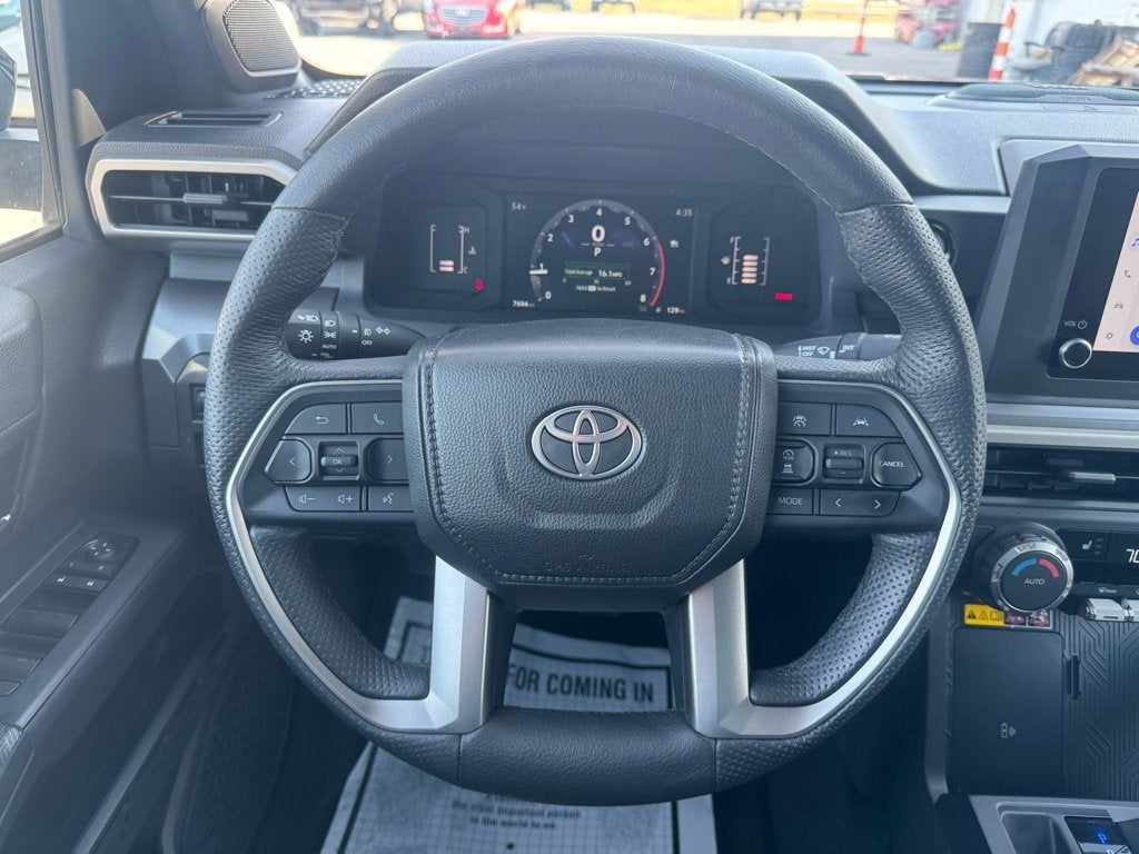 2024 Toyota Tacoma 4WD SR5