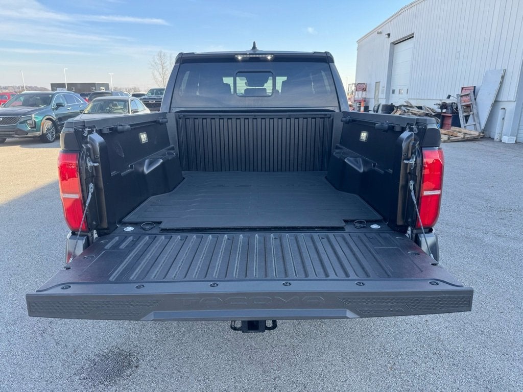 2024 Toyota Tacoma 4WD SR5