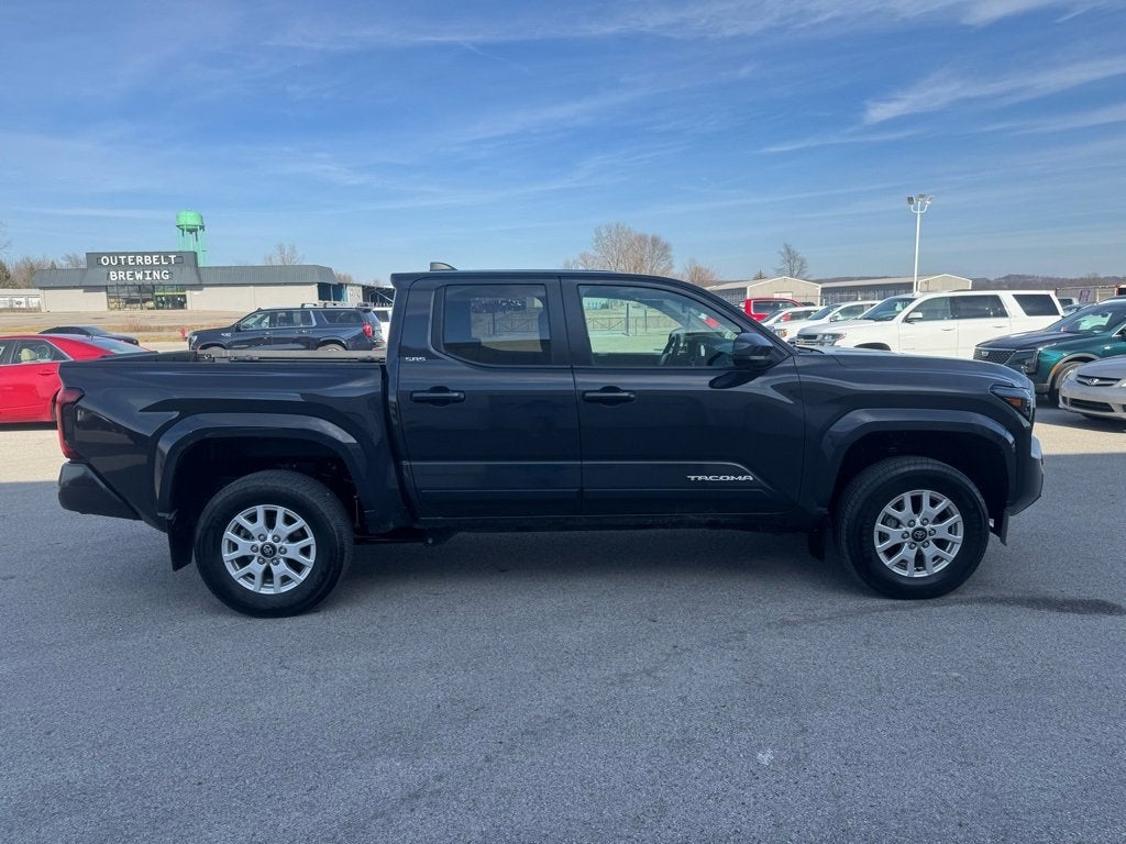 2024 Toyota Tacoma 4WD SR5