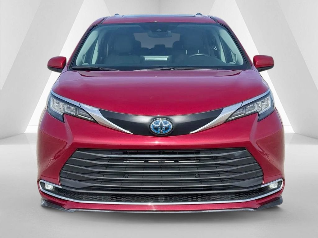 2022 Toyota Sienna XLE