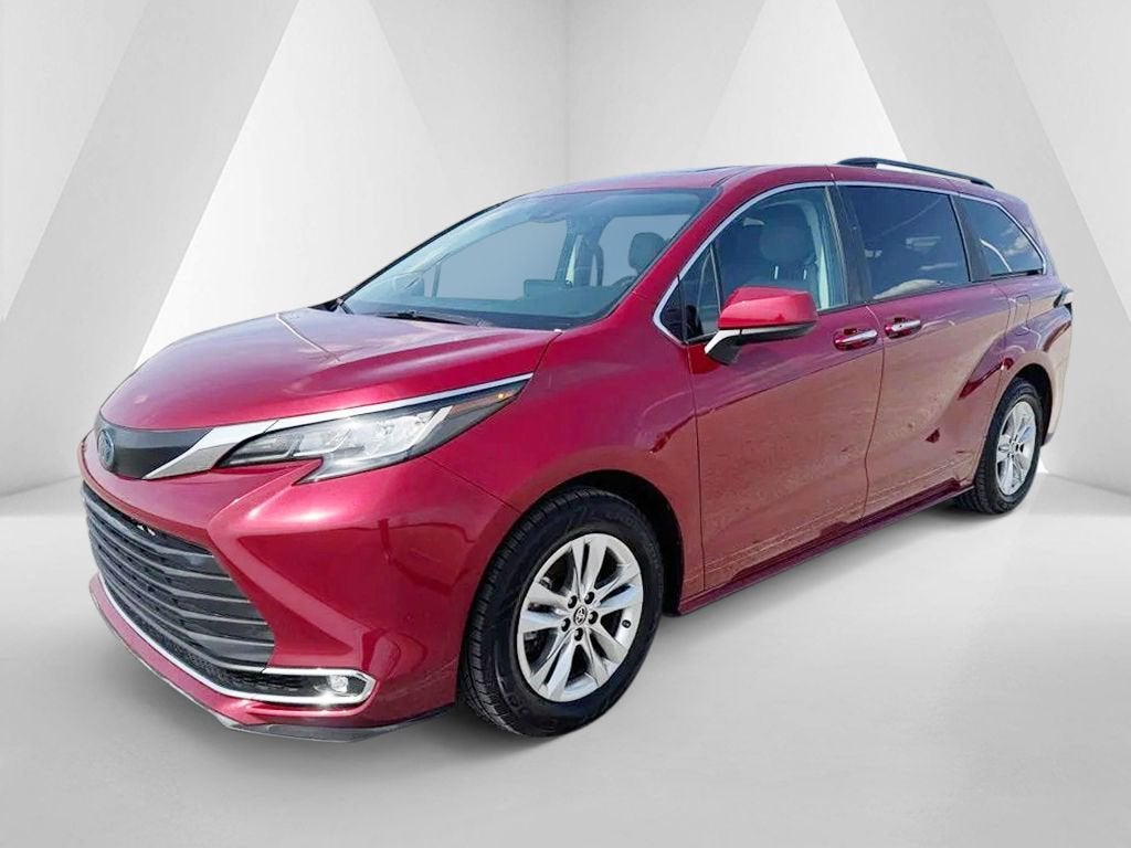2022 Toyota Sienna XLE