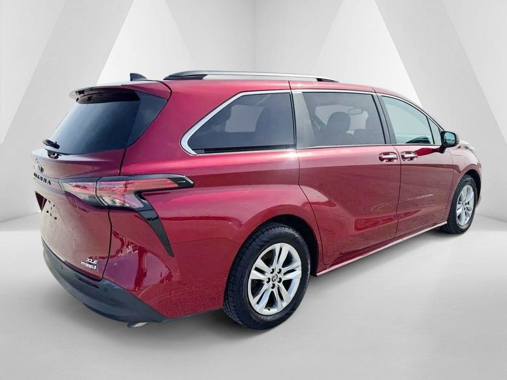 2022 Toyota Sienna XLE