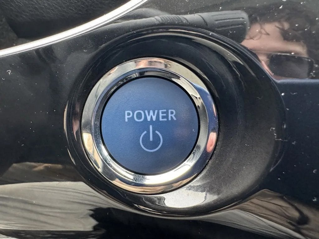 2021 Toyota Prius L Eco