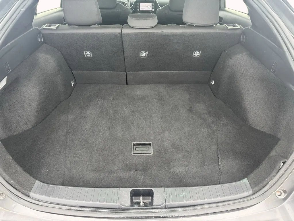 2021 Toyota Prius L Eco