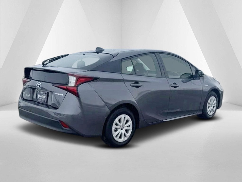 2021 Toyota Prius L Eco