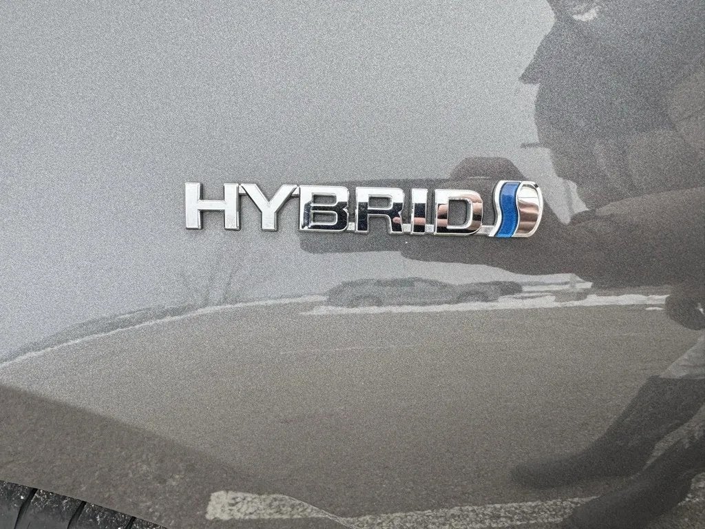 2021 Toyota Prius L Eco