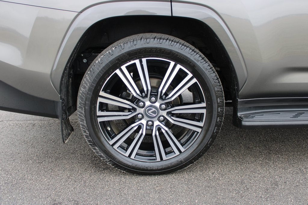 2023 Lexus LX LX 600 Luxury